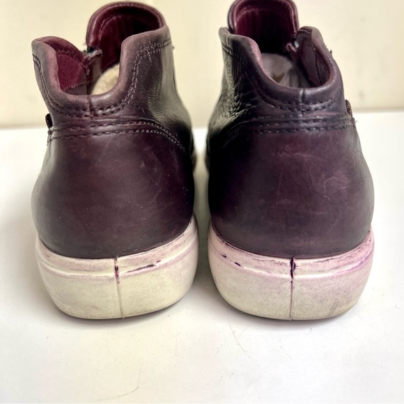 ECCO Soft 7 Low Bootie Women 9 Purple brown Leather Zip Sneaker Comfort Shoe - Picture 6 of 10